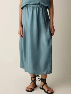 Lightweight Satin Shimmer Lantern Skirt