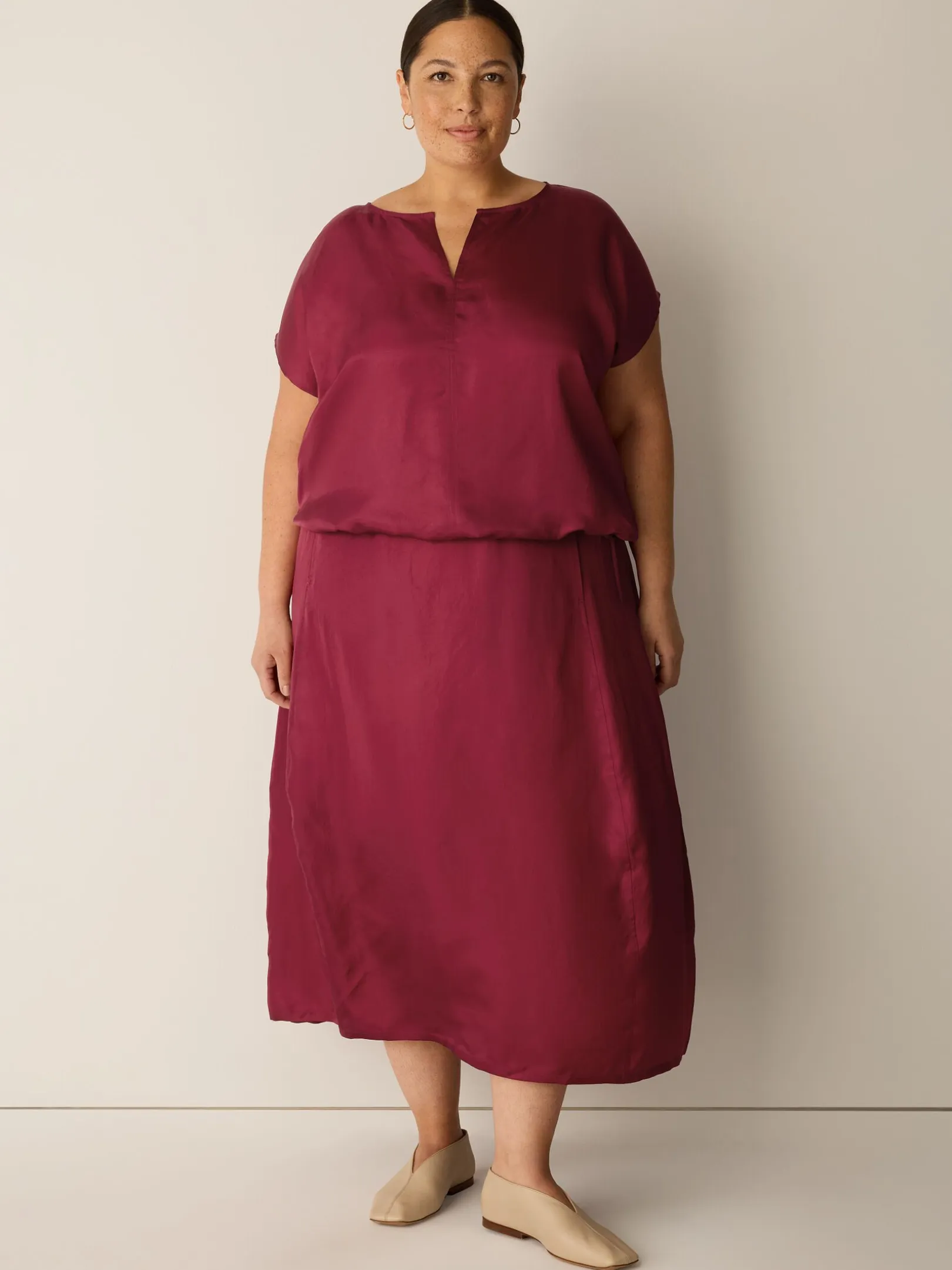 Lightweight Satin Shimmer Lantern Skirt