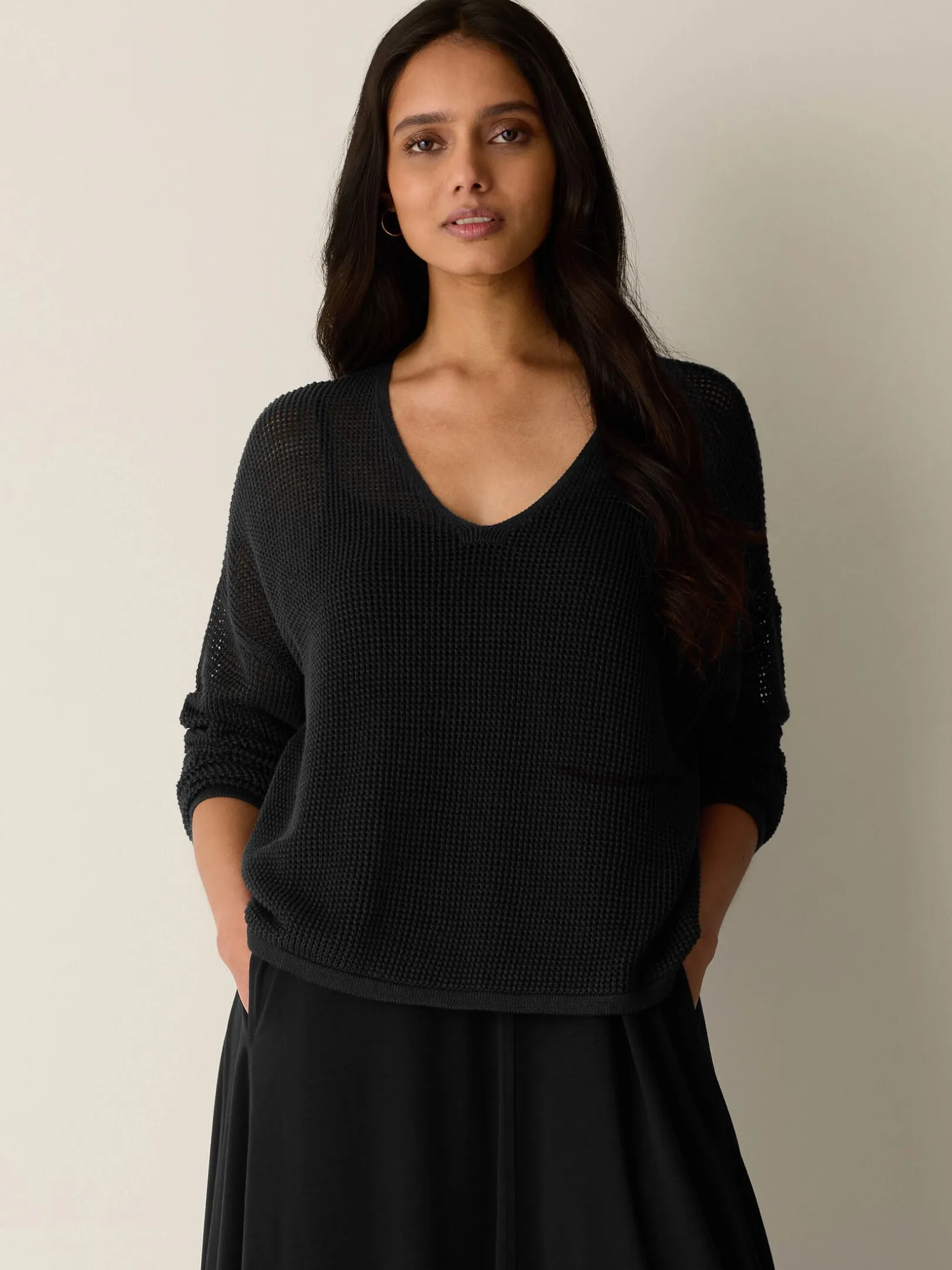 Organic Linen Cotton V-Neck Box-Top