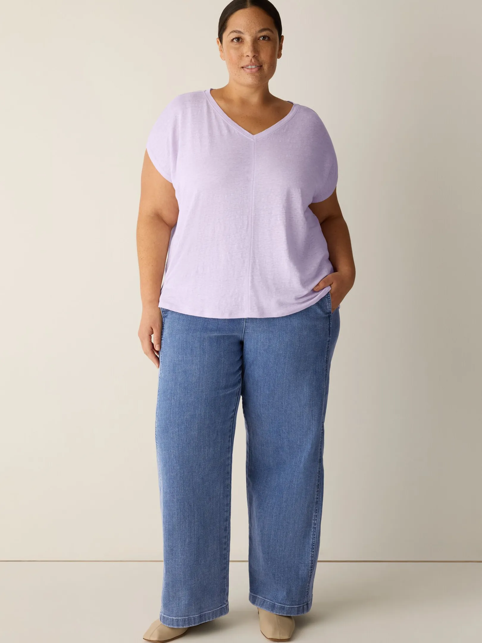 Organic Linen Jersey V-Neck Tee