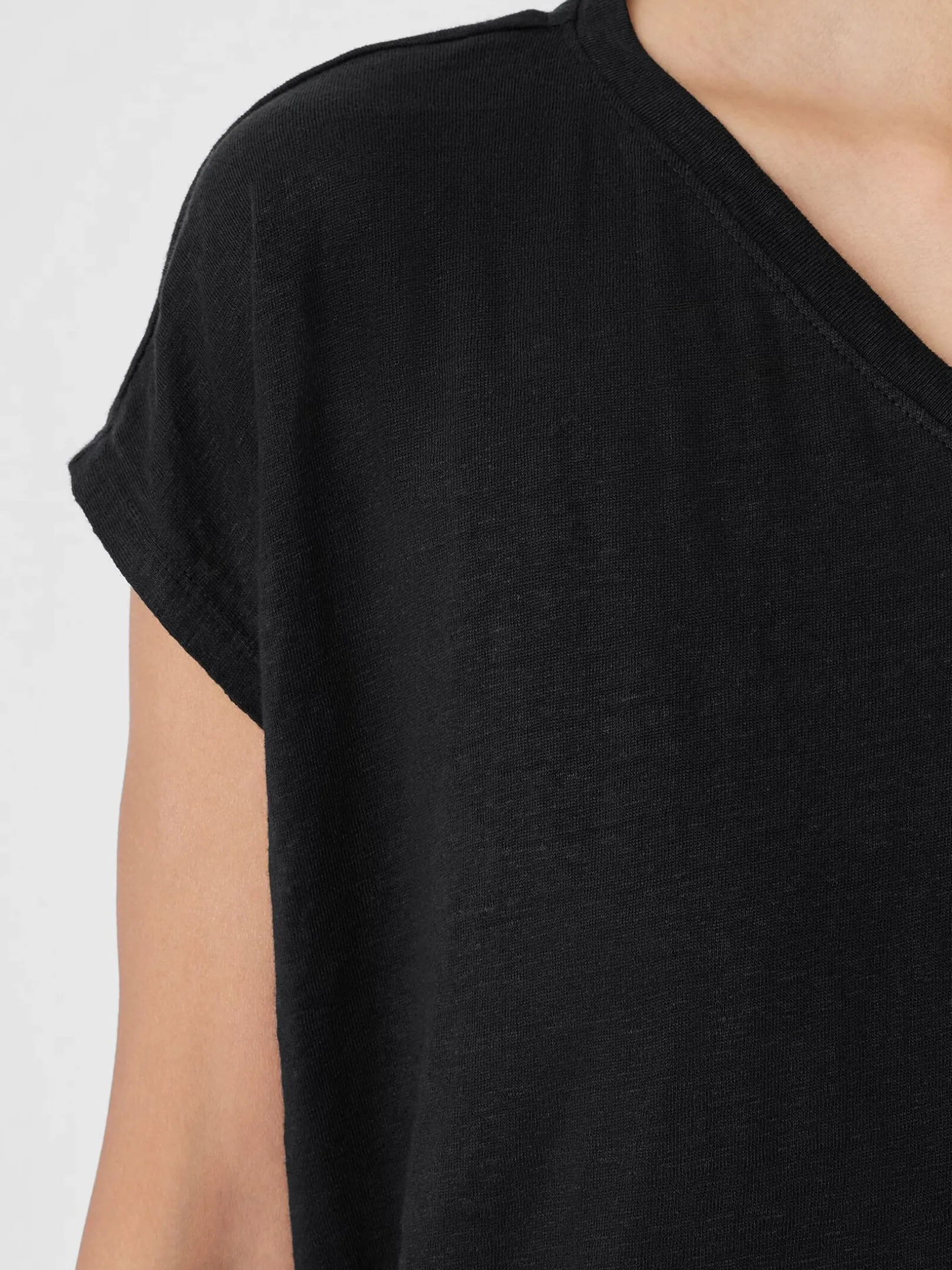 Organic Linen Jersey V-Neck Tee